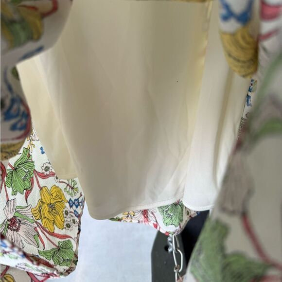 Chris McLaughlin Floral Dress. Tie Front and Ruffles. Sleeveless. Size 8. EUC. - Picture 4 of 5